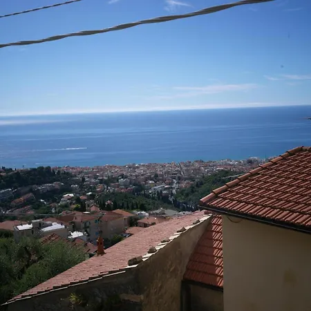 Feriehus Hostdomus - Brezza Marina House