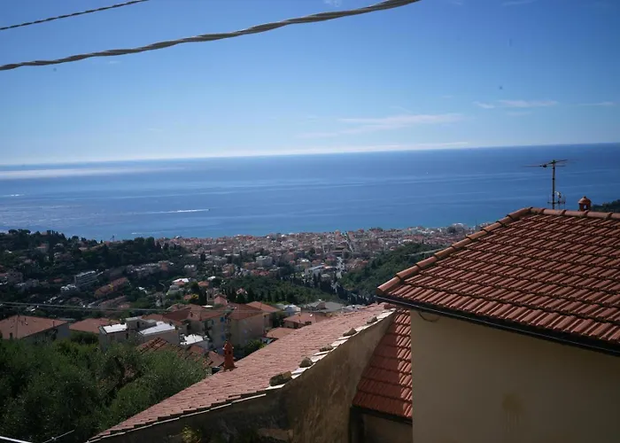 Feriehus Hostdomus - Brezza Marina House